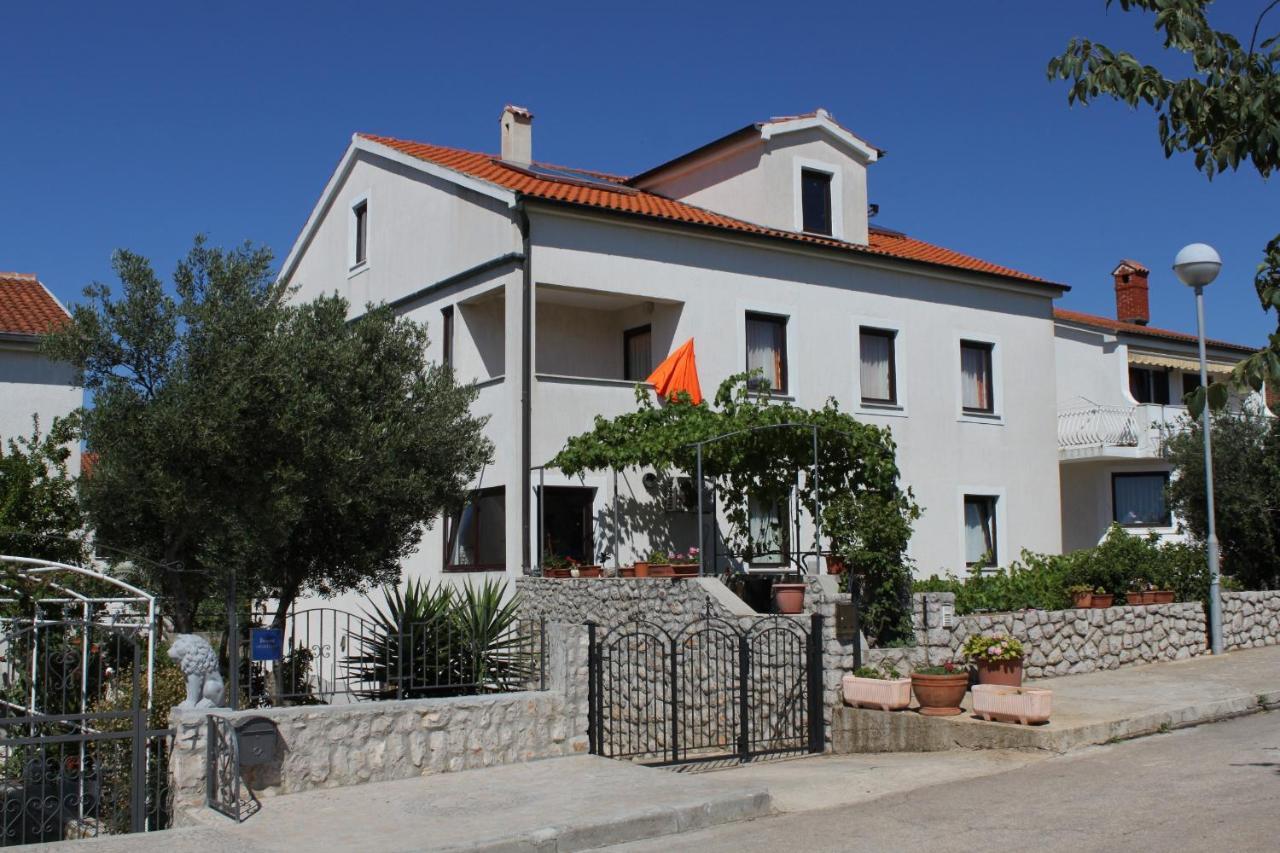 Apartments With A Parking Space Mali Lošinj Kültér fotó